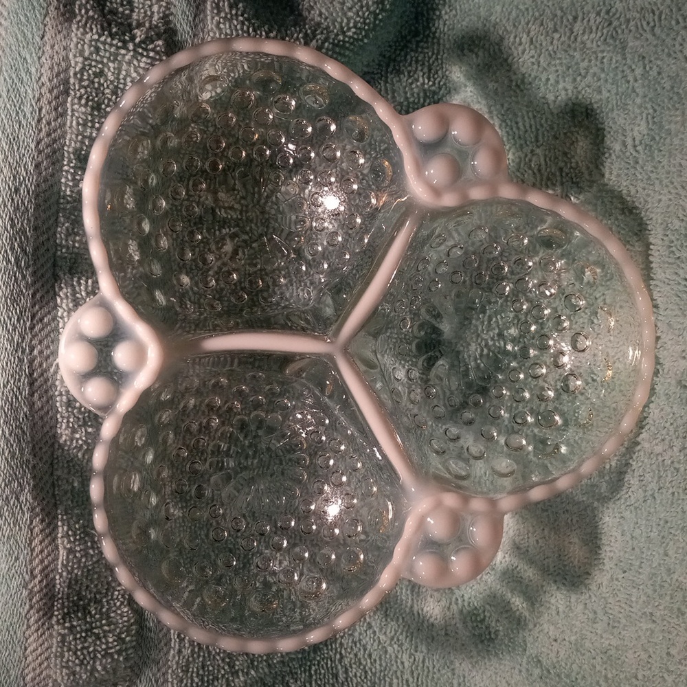 Vntg Hobnail glass with white edges